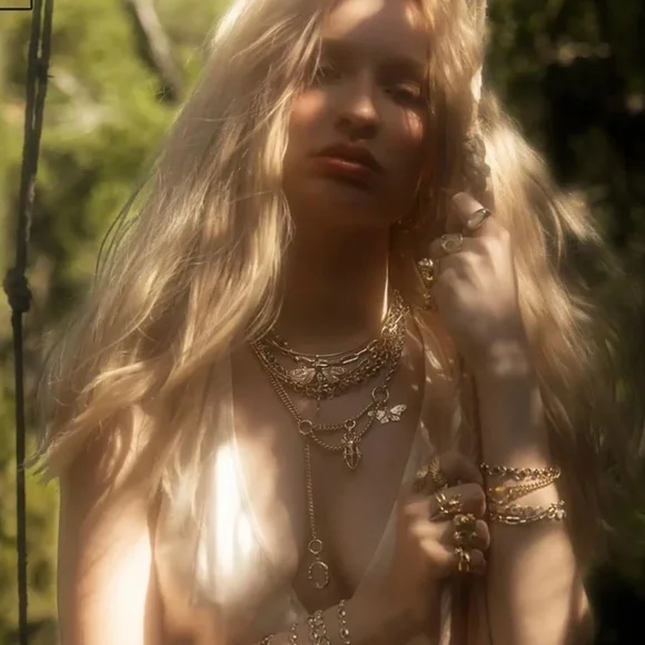 Secret Forest Asymmetrical Charm Necklace - Picture 3 of 8